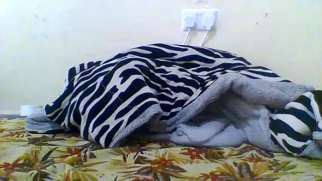 mbaliNzimande online show from April 2026 06:42:01 PM