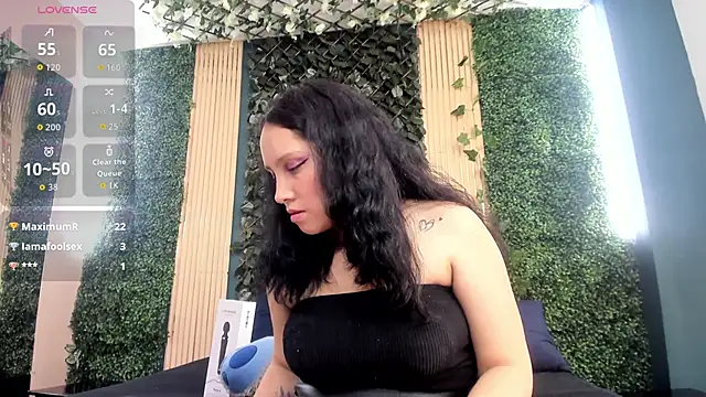 Snapshot of AmberAddamss chatting on January 2026 07:11:01 PM AmberAddamss online show from January 2026 07:11:01 PM