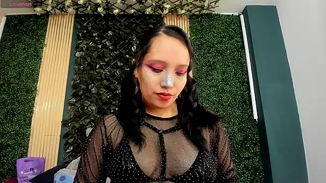 Snapshot of AmberAddamss chatting on February 2026 02:37:01 PM AmberAddamss online show from February 2026 02:37:01 PM