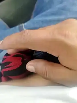 erikk666 online show from February 2026 08:58:01 PM