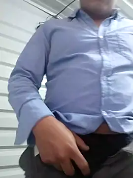 erikk666 online show from March 2026 11:41:01 PM