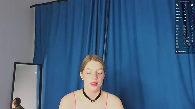 Snapshot of AliceRandewu chatting on February 2026 08:34:02 PM AliceRandewu online show from February 2026 08:34:02 PM