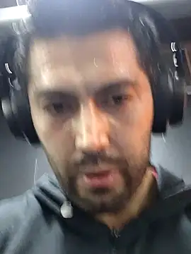 Snapshot of michell_veryhot chatting on February 2026 12:31:01 AM michell veryhot online show from February 2026 12:31:01 AM