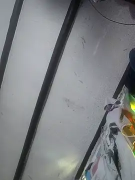 Snapshot of michell_veryhot chatting on February 2026 01:11:02 PM michell veryhot online show from February 2026 01:11:02 PM