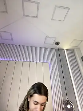 JuliaColemann online show from March 2026 12:02:02 PM