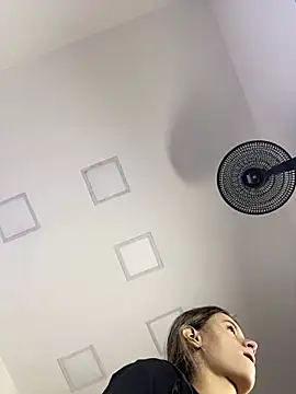 JuliaColemann online show from July 2026 11:50:01 AM