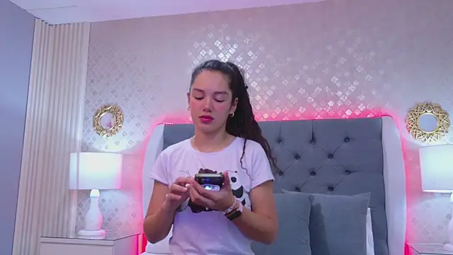 RoxanaAngel online show from February 2026 01:48:02 PM