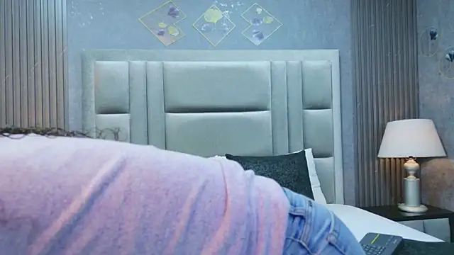 RoxanaAngel online show from February 2026 12:45:02 PM