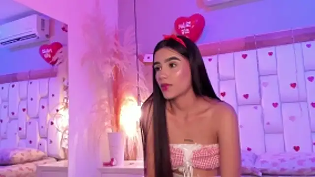 StefanyCondia online show from February 2026 06:04:02 PM