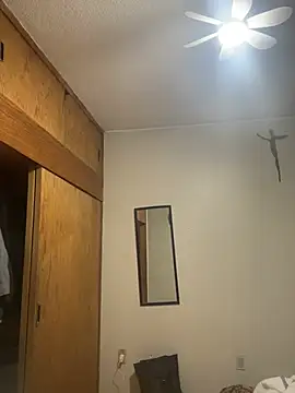 Snapshot of Jleonardolr chatting on January 2026 01:15:01 PM Jleonardolr online show from January 2026 01:15:01 PM