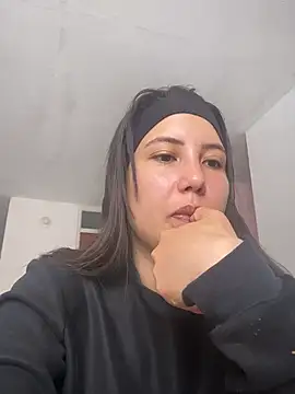 Snapshot of Sweet_t3Em chatting on May 2026 06:59:01 PM Sweet t3Em online show from May 2026 06:59:01 PM