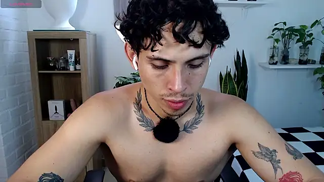 Magnuz Col online show from May 2026 06:47:02 PM