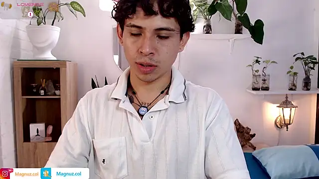 Magnuz Col online show from May 2026 03:31:01 PM