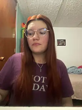 Vixroy7 online show from May 2026 10:52:02 PM