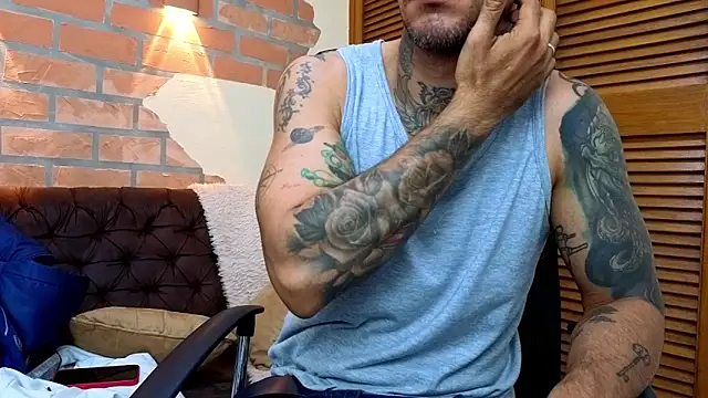 mister eithan online show from February 2026 03:14:02 AM