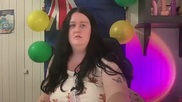 xopeachybaby online show from July 2026 10:53:02 PM