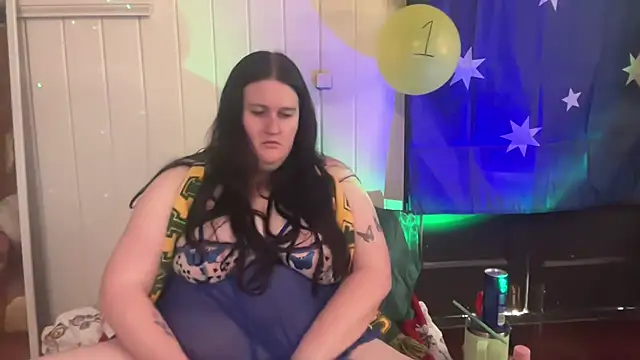 xopeachybaby online show from July 2026 12:27:01 AM