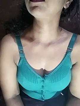Snapshot of Ayesha_Khan1 chatting on April 2026 11:08:02 AM Ayesha Khan1 online show from April 2026 11:08:02 AM