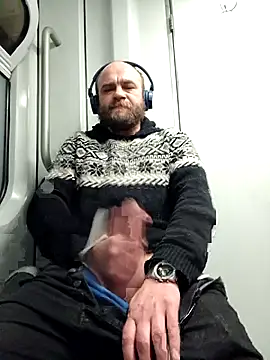 Snapshot of AlexanderArmani chatting on February 2026 01:15:01 AM AlexanderArmani online show from February 2026 01:15:01 AM