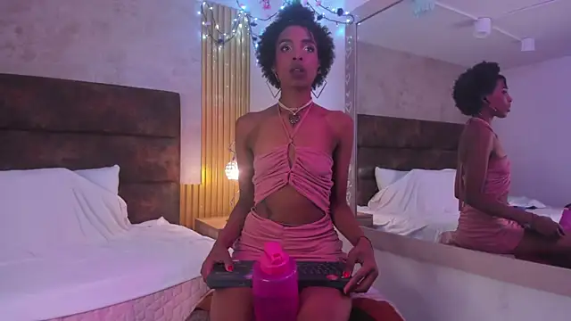 Afrodita Greenn online show from June 2026 02:28:02 AM