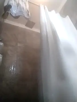 Snapshot of Caliente777666 chatting on February 2026 04:52:01 AM Caliente777666 online show from February 2026 04:52:01 AM