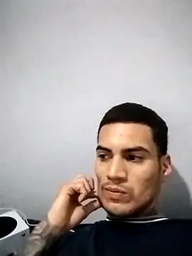 Snapshot of Caliente777666 chatting on March 2026 03:52:01 PM Caliente777666 online show from March 2026 03:52:01 PM