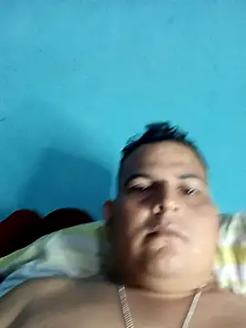 Snapshot of THONETE chatting on February 2026 01:45:01 AM THONETE online show from February 2026 01:45:01 AM