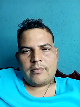 Snapshot of THONETE chatting on February 2026 03:59:01 AM THONETE online show from February 2026 03:59:01 AM