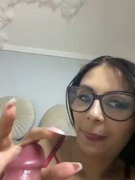 HiddendesireXO01 online show from July 2026 06:58:02 PM