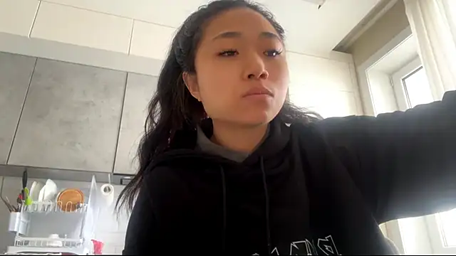 SweetMiaXO online show from March 2026 02:07:01 AM