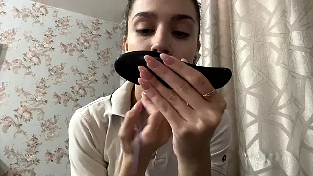 Snapshot of PagedLard chatting on February 2026 06:40:02 AM PagedLard online show from February 2026 06:40:02 AM