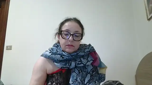 Snapshot of Miasexmilf chatting on April 2026 05:24:01 PM Miasexmilf online show from April 2026 05:24:01 PM