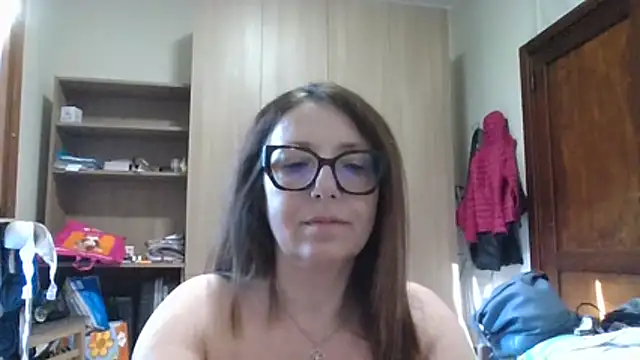 Snapshot of Miasexmilf chatting on April 2026 03:43:01 PM Miasexmilf online show from April 2026 03:43:01 PM