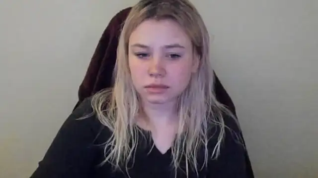 Lulu Di online show from February 2026 11:20:02 PM