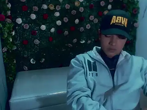 Snapshot of jerry_anderson18 chatting on February 2026 02:44:01 AM jerry anderson18 online show from February 2026 02:44:01 AM