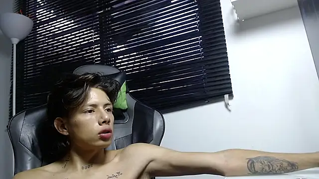 Snapshot of Didi_hard chatting on February 2026 08:14:02 PM Didi hard online show from February 2026 08:14:02 PM