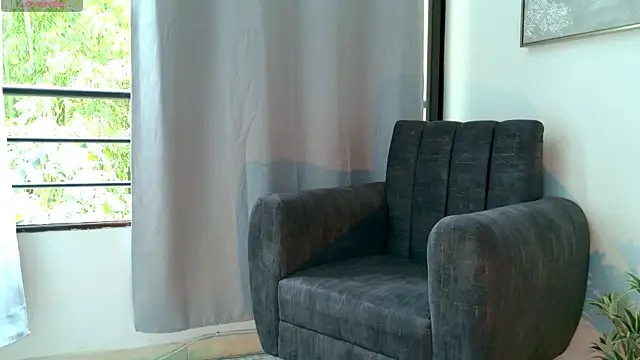 aramjones online show from April 2026 02:41:01 PM