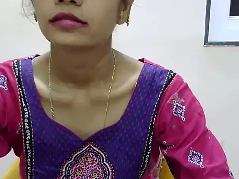 Kulsum S online show from May 2026 01:18:02 PM