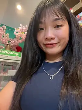 Snapshot of Lyn-be99 chatting on June 2026 05:14:01 AM Lyn-be99 online show from June 2026 05:14:01 AM