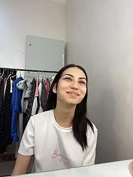 SlowSweetWhispe online show from February 2026 06:33:02 AM