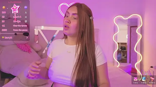 SABRIINA TAY online show from February 2026 11:50:01 AM