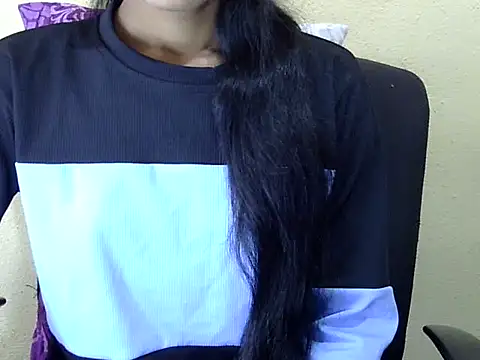 Snapshot of Khushi_v chatting on February 2026 09:08:02 AM Khushi v online show from February 2026 09:08:02 AM