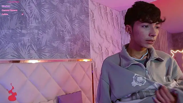 Snapshot of osamu_tay chatting on February 2026 07:20:02 PM osamu tay online show from February 2026 07:20:02 PM