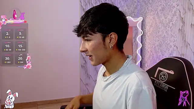 Snapshot of osamu_tay chatting on April 2026 03:07:02 AM osamu tay online show from April 2026 03:07:02 AM