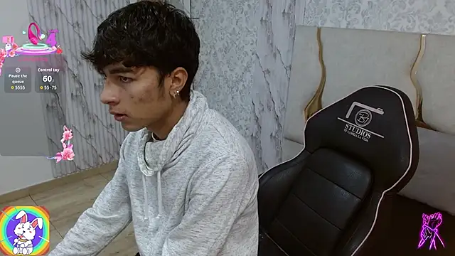 Snapshot of osamu_tay chatting on April 2026 03:07:01 AM osamu tay online show from April 2026 03:07:01 AM