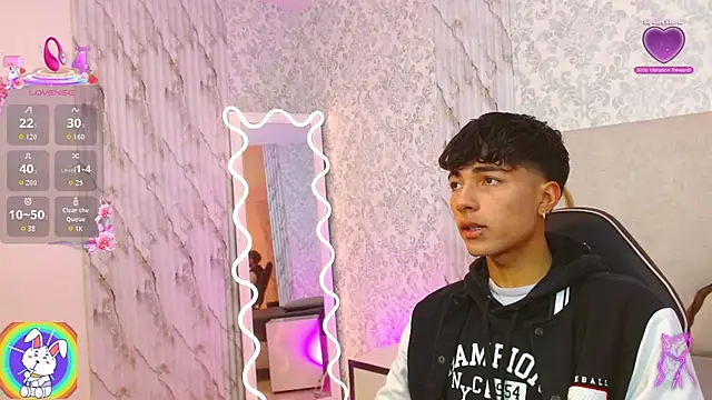 Snapshot of osamu_tay chatting on April 2026 03:22:01 AM osamu tay online show from April 2026 03:22:01 AM