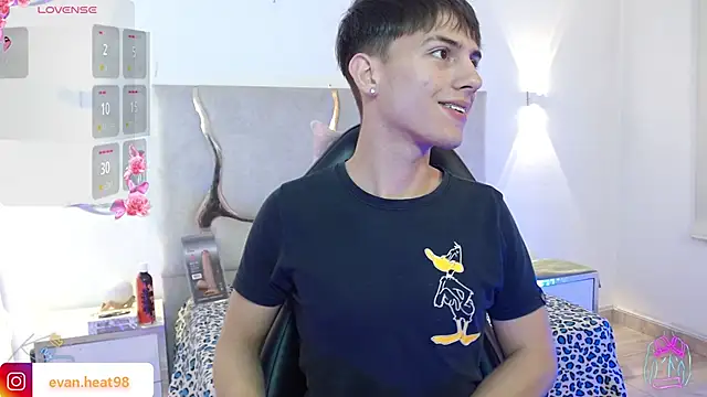 EVAN TAY online show from February 2026 04:09:01 AM