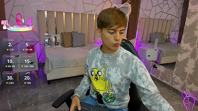 EVAN TAY online show from April 2026 03:17:01 AM