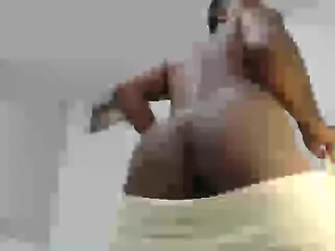 Axell Kinng online show from February 2026 03:39:02 PM