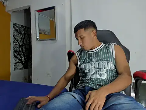 ricky spensar23cm  online show from February 2026 02:12:02 AM